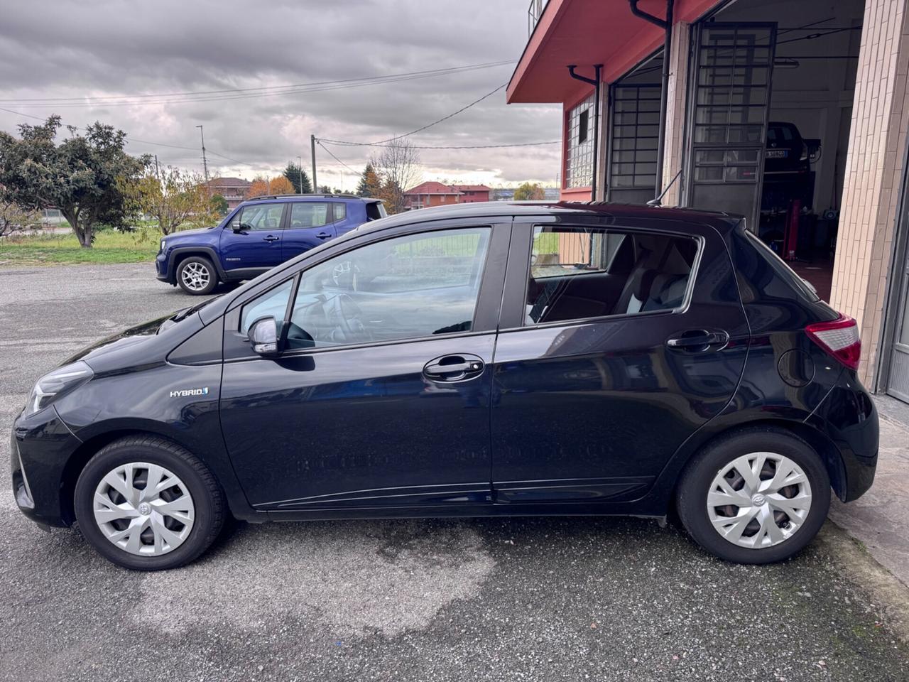 Toyota Yaris 1.5 Hybrid 5 porte Active