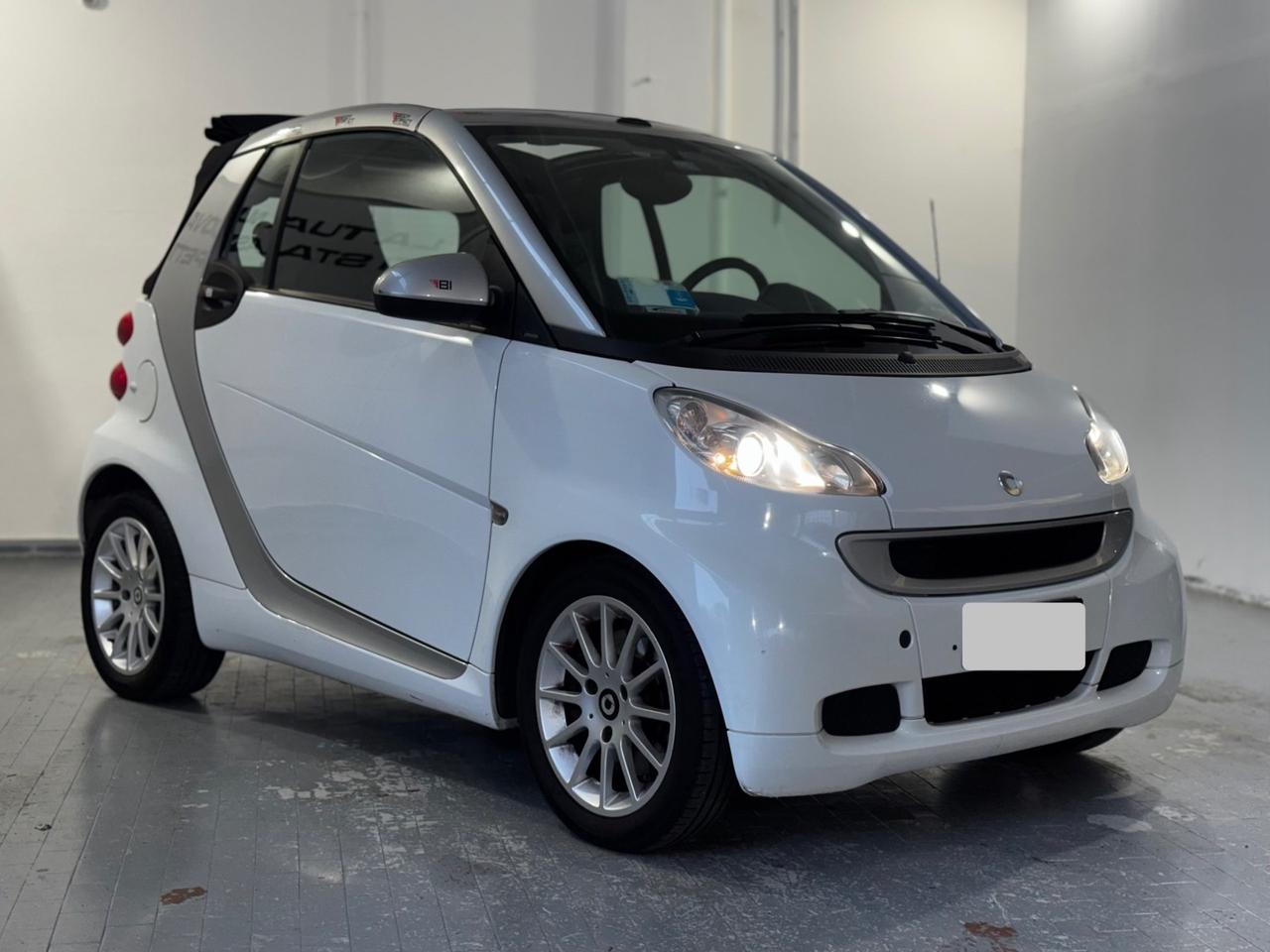 Smart ForTwo 1000 62 kW cabrio passion