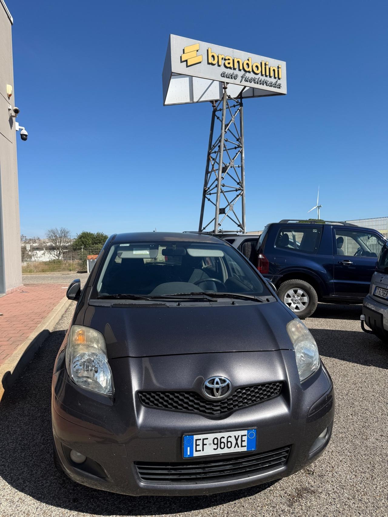 Toyota Yaris 1.3 5 porte Sol LEGGI BENE