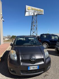 Toyota Yaris 1.3 5 porte Sol LEGGI BENE