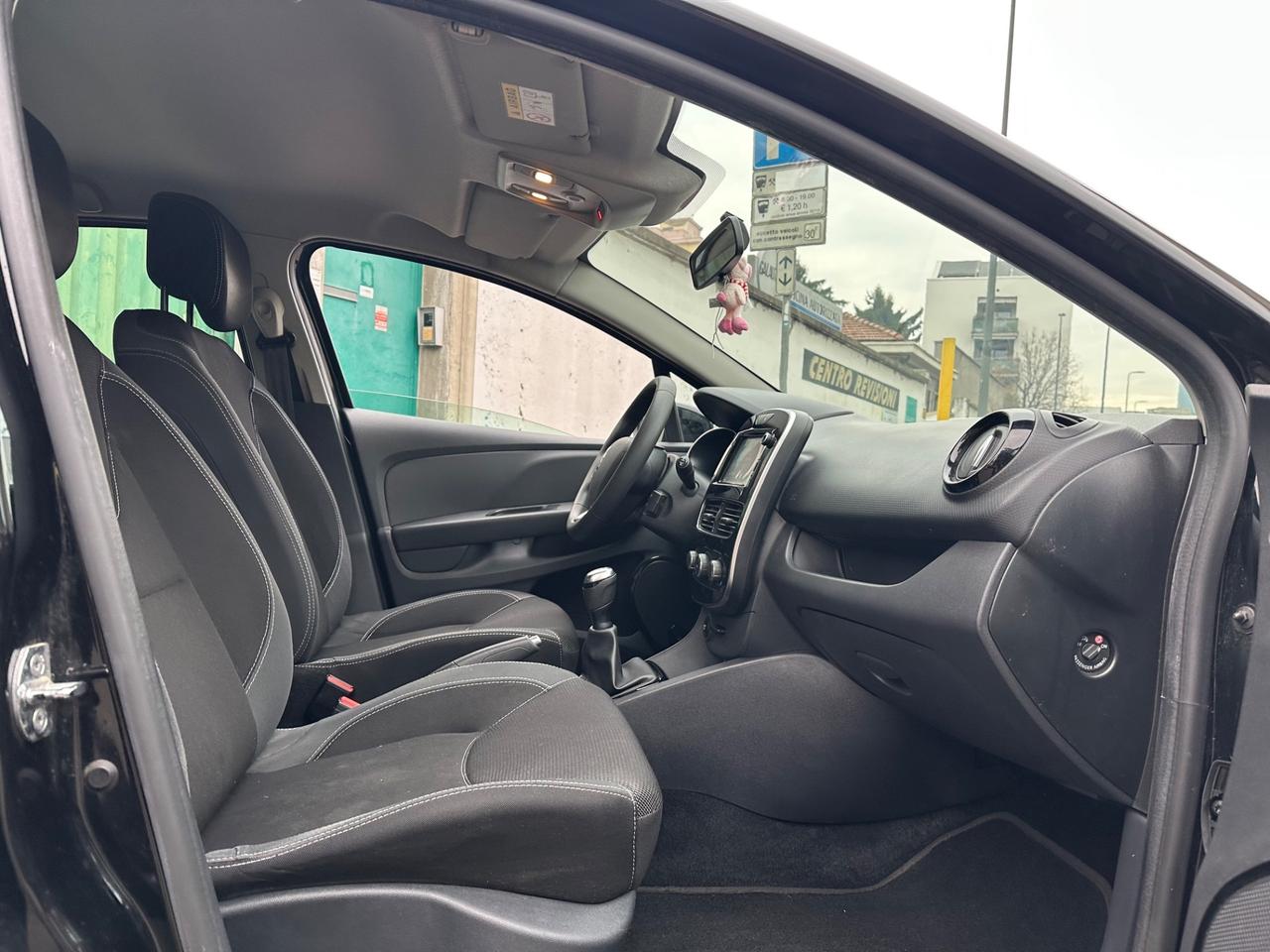 Renault Clio Sporter TCe 12V 90CV euro 6 - ok neopatentati