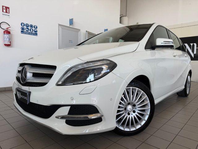 MERCEDES-BENZ B 200 c Sport //LED//NAVI//AUTOMATICA//