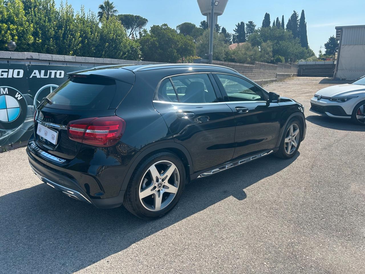 Mercedes-benz GLA 180 GLA 180 Premium Allestimento AMG