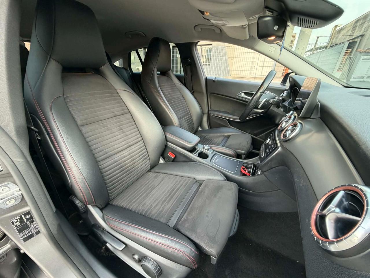 Mercedes CLA 200d 4Matic aut-AMG-159.000km-GARANZIA-Euro6-2019