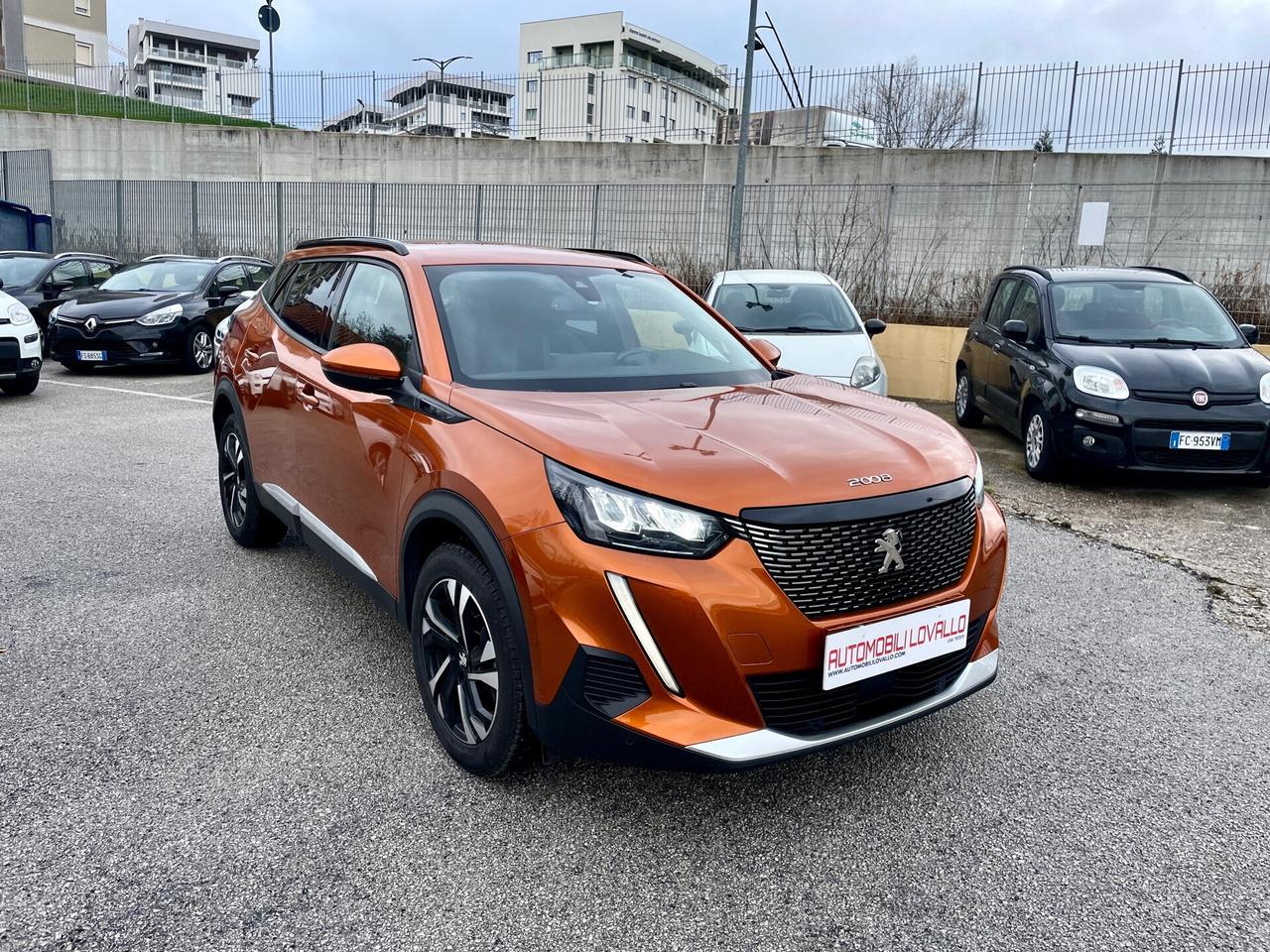 Peugeot 2008 BlueHDi 100CV 6M Allure BIXENO-RADAR