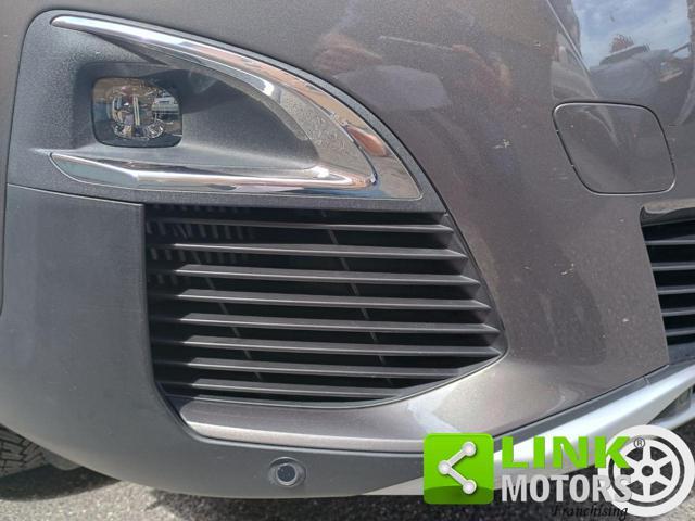 PEUGEOT 3008 Hybrid4 300 e-EAT8 GT Line