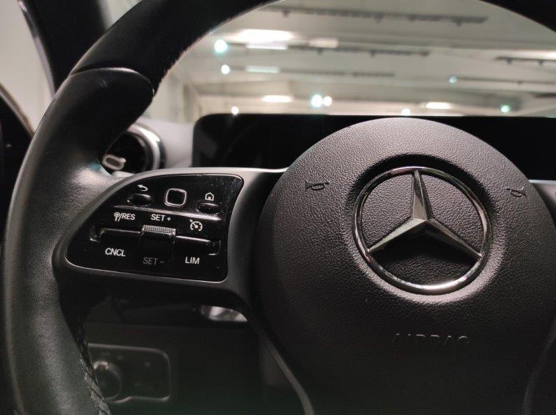 Mercedes-Benz GLA (H247) - GLA 250 Automatic Sport