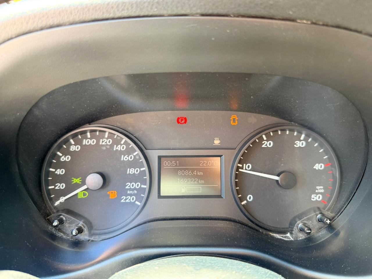 MERCEDES Vito 111 cdi compact E6