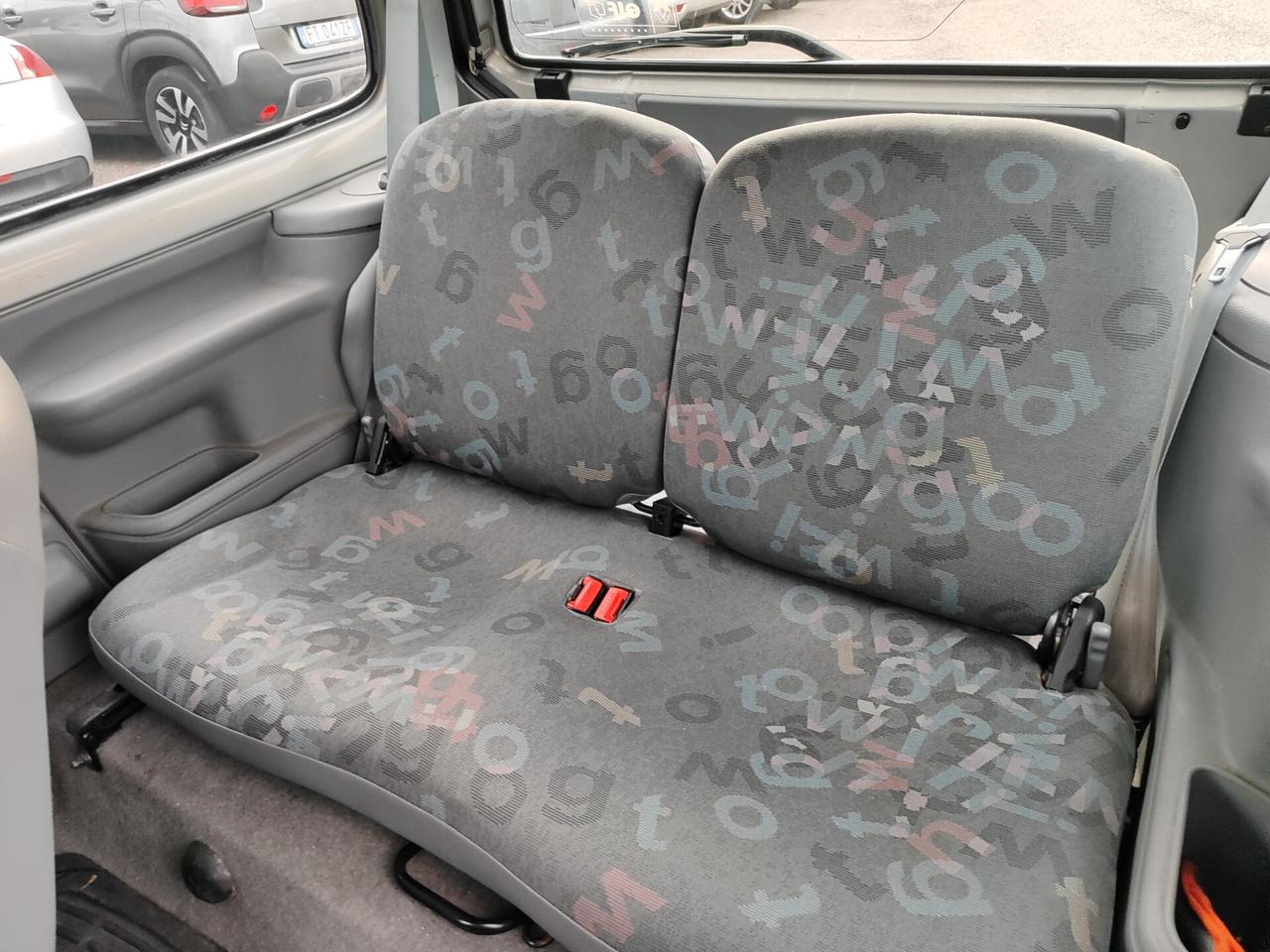 Renault Twingo 1.2i cat Ice
