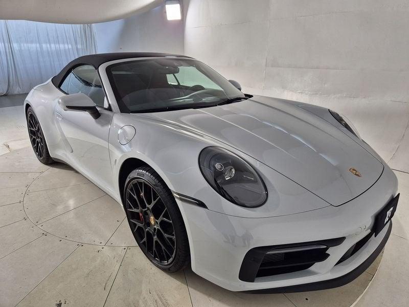 Porsche 911 992 3.0 Carrera Cabriolet