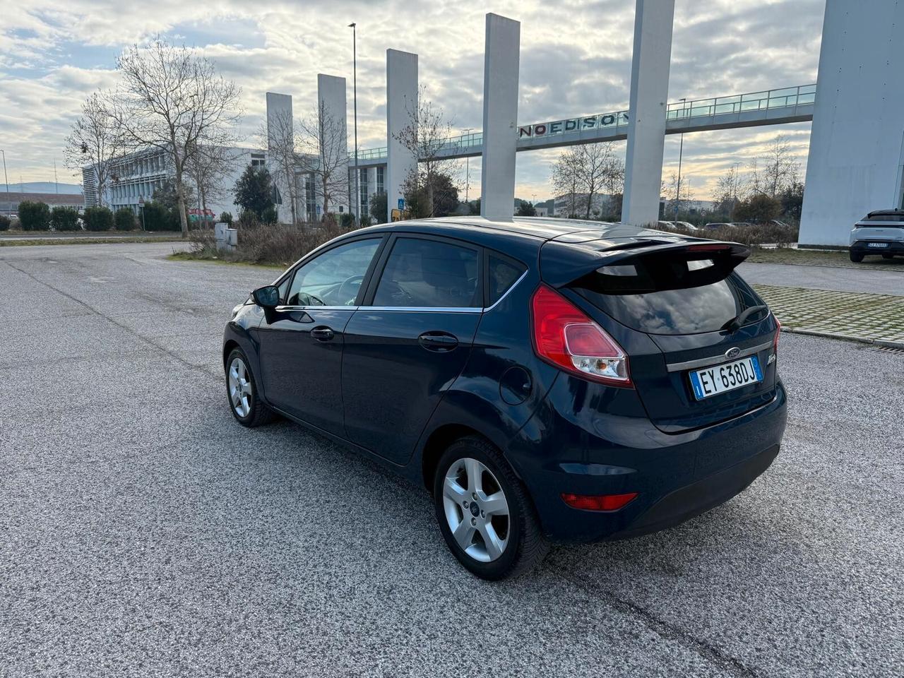 Ford Fiesta 1.4 5 porte Bz.- GPL Black & White Edition