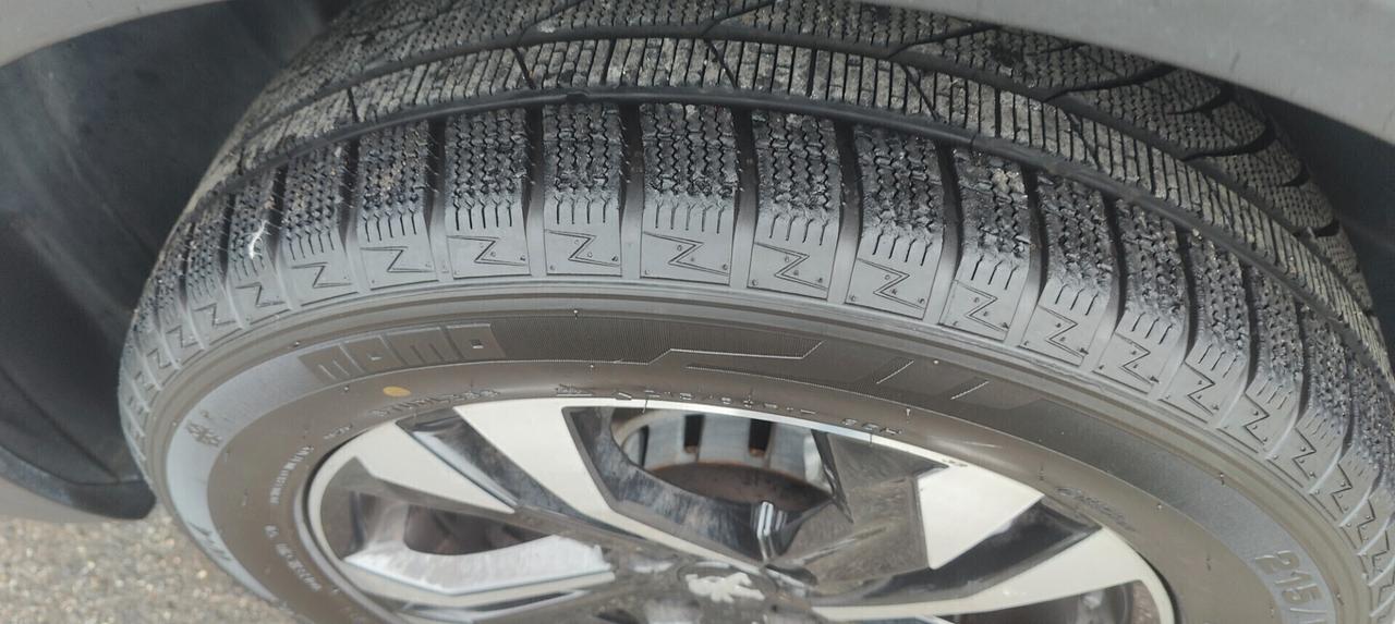 Peugeot 2008 BlueHDi 100 S&S Allure