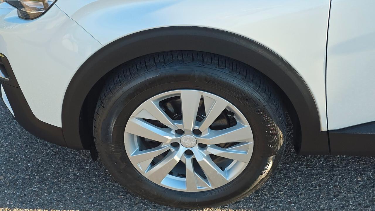 Peugeot 3008 BlueHDi 120 S&S Business