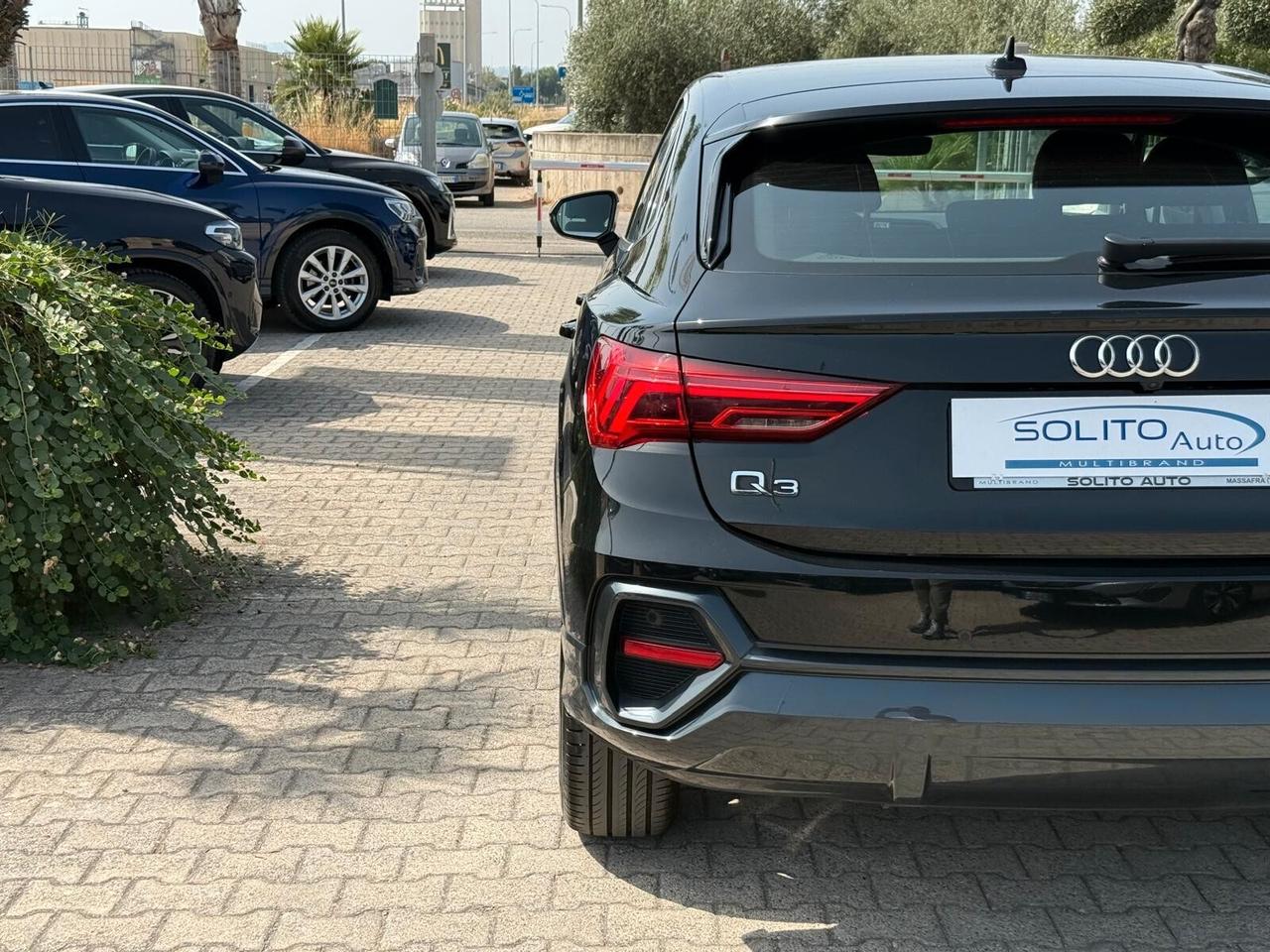 Audi Q3 SPB 35 2.0 TDI 150cv NERO MYTHOS Full Led