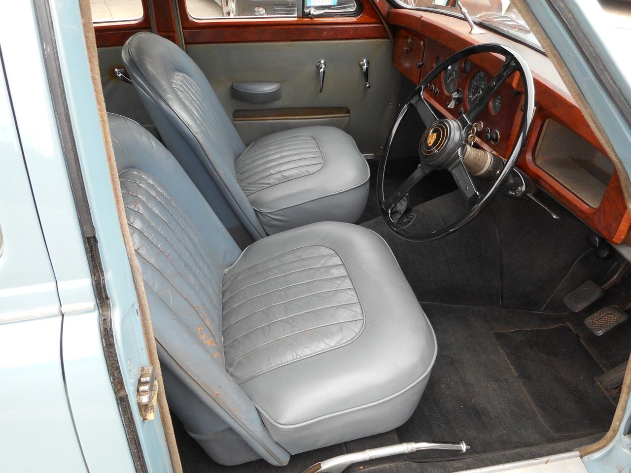 Jaguar MK II