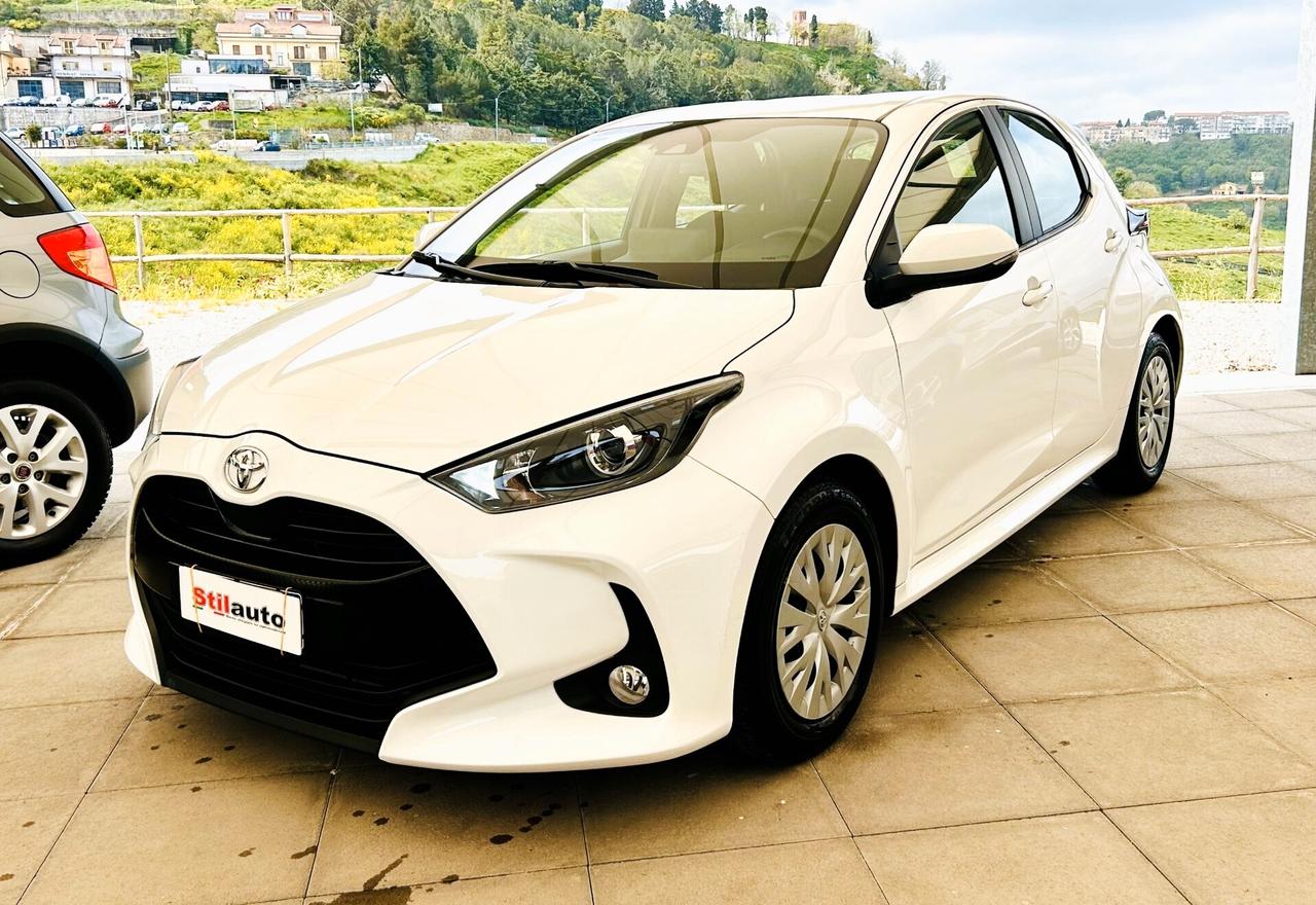 Toyota Yaris 1.0 5 porte Active