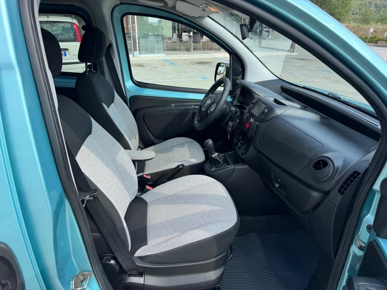 Fiat Qubo 1.3 MJT 95 CV Lounge, Full!!!