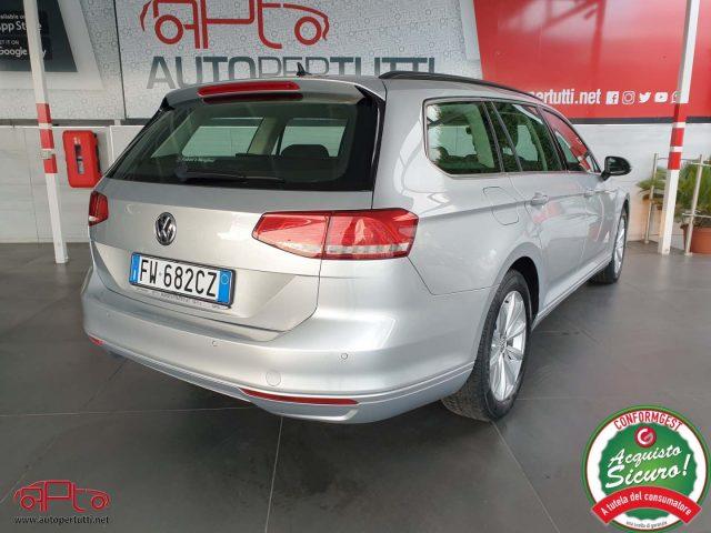 VOLKSWAGEN Passat Variant 2.0 TDI DSG Business BMT