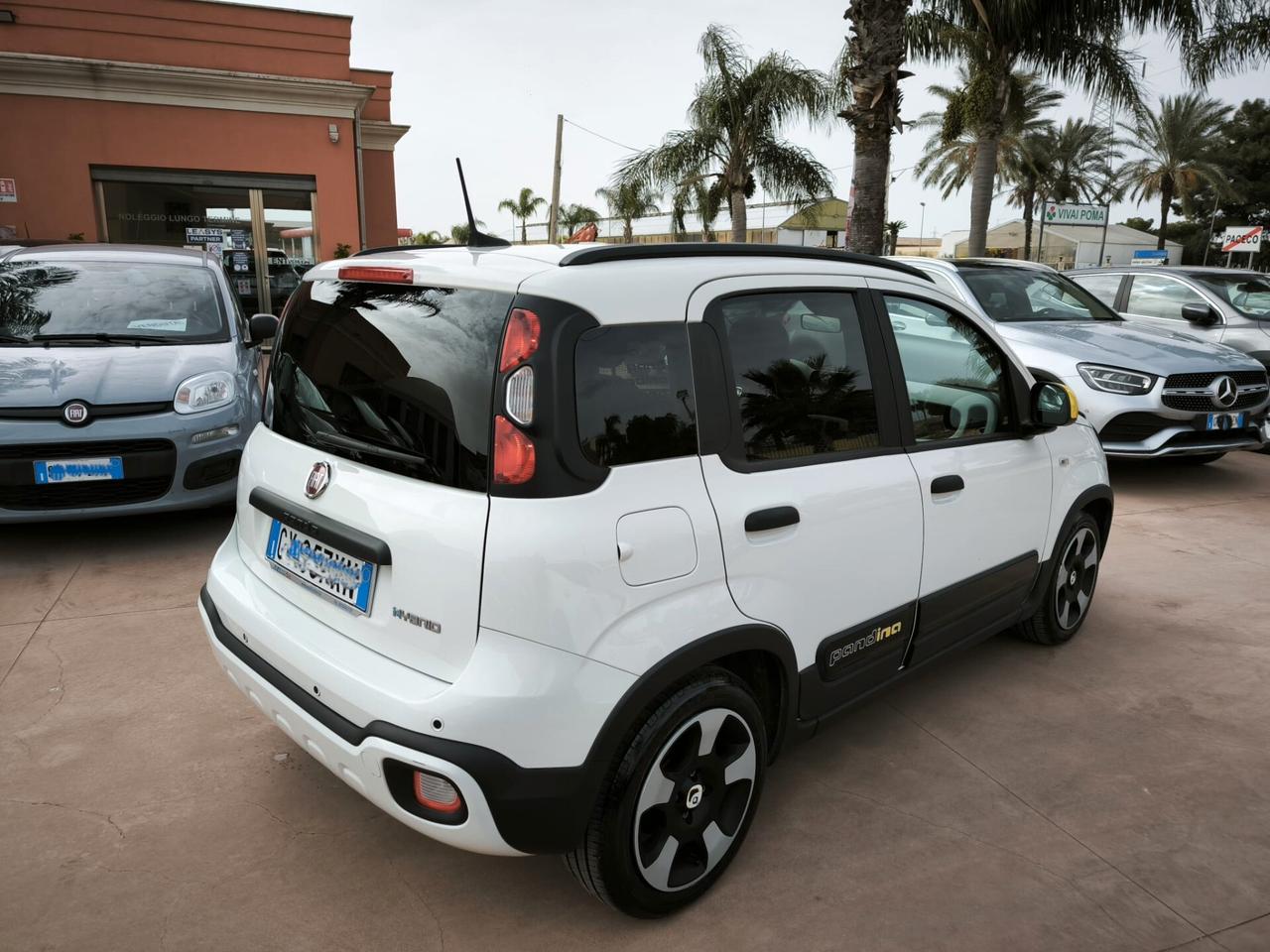 Fiat Panda 1.0 FireFly S&S Hybrid Pandina