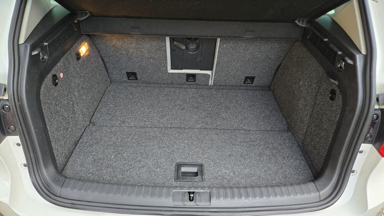 Volkswagen Tiguan 2.0 TDI DPF 4MOTION DSG Sport &