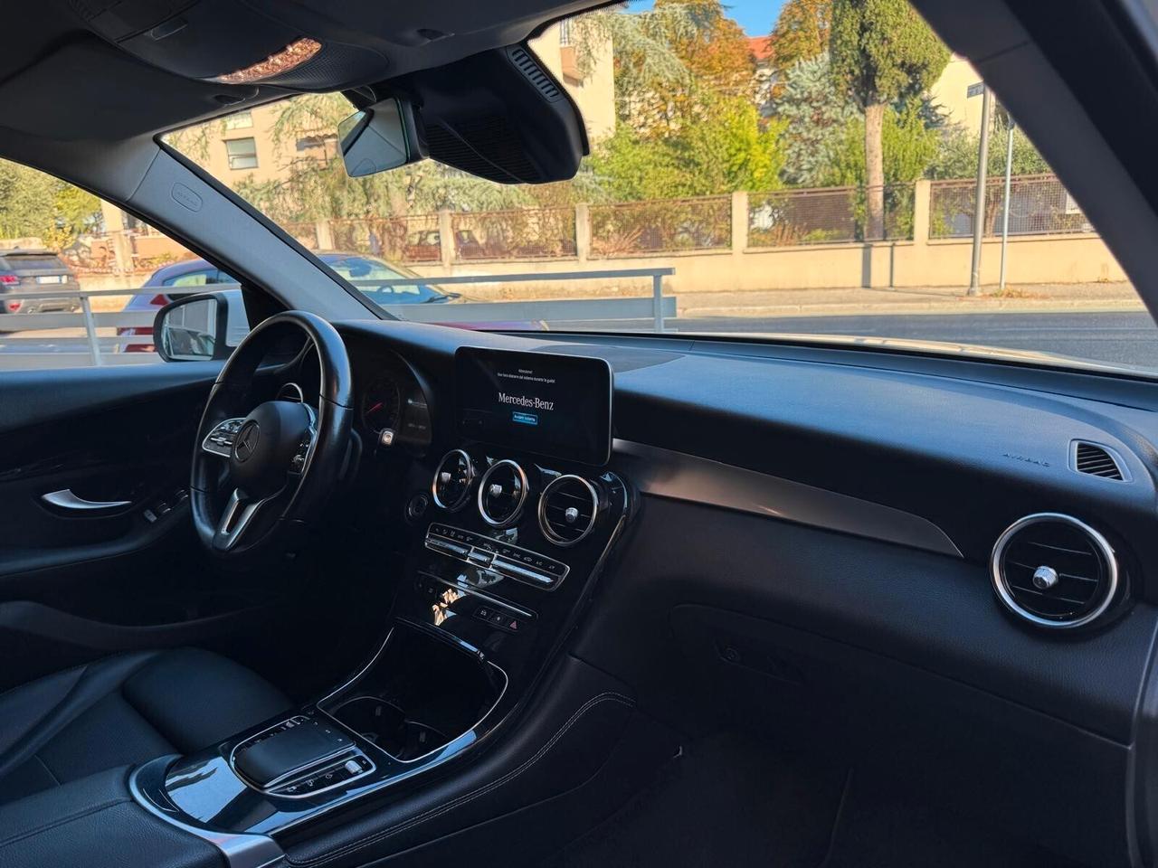 MERCEDES GLC 200 d 4MATIC SPORT