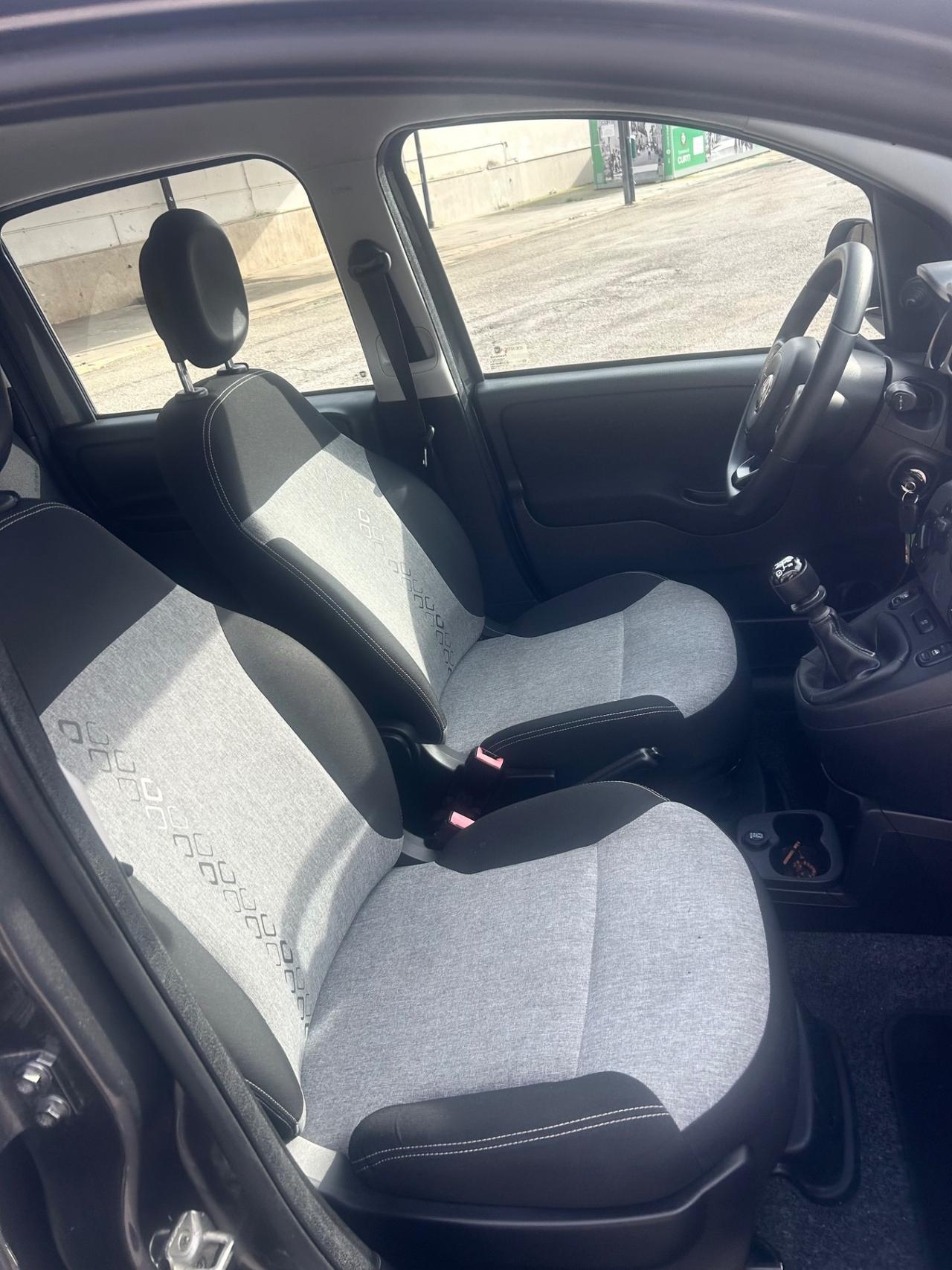 Fiat Panda 1.2 Connected by Wind