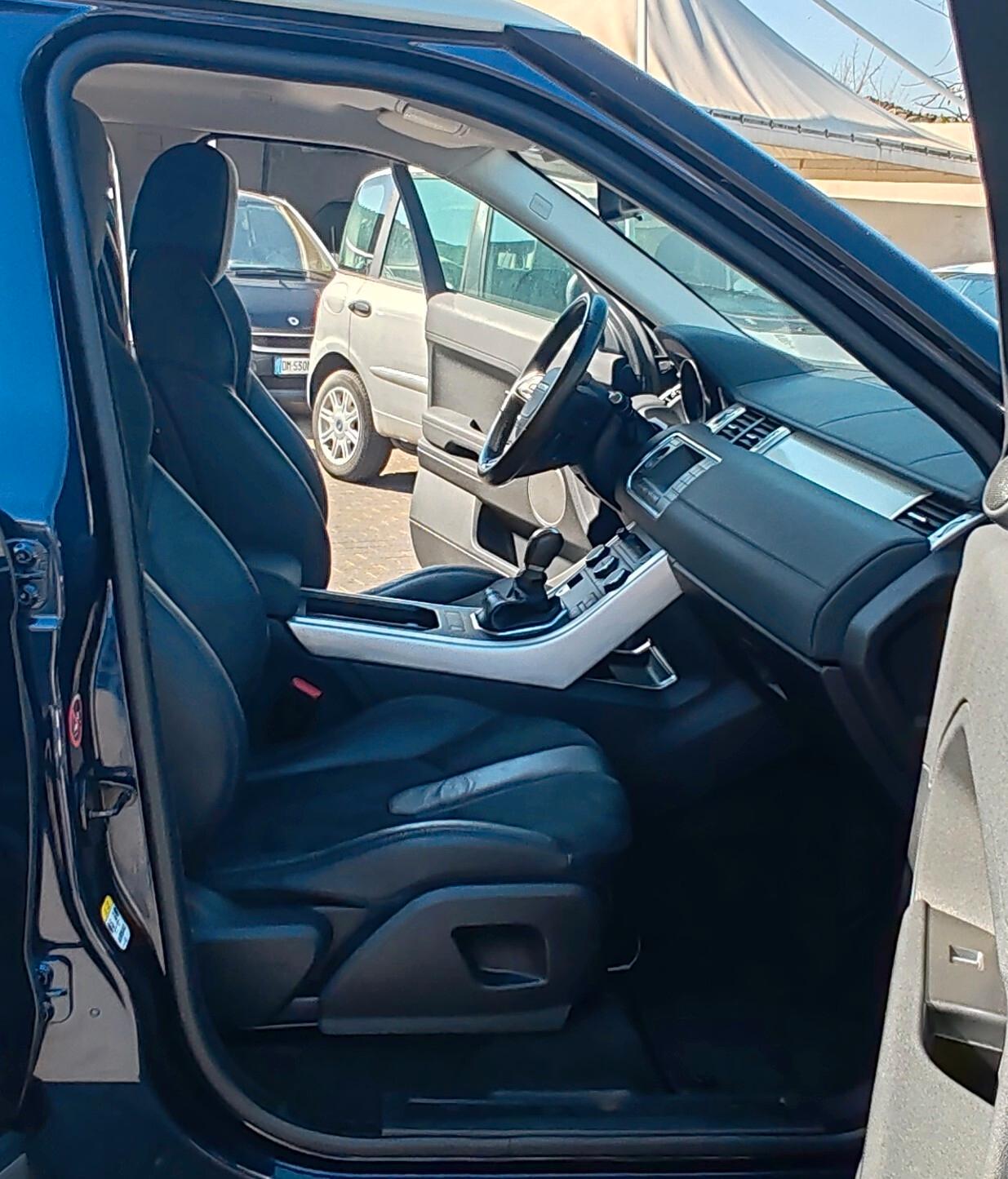 Land Rover Range Evoque 2.2 TD4 5p. Pure