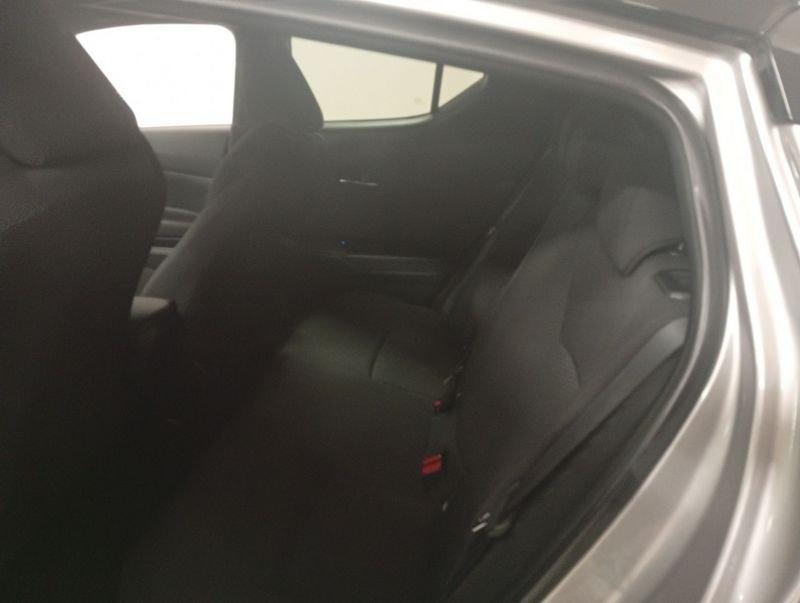 Toyota C-HR C-HR 1.8 Hybrid E-CVT Style