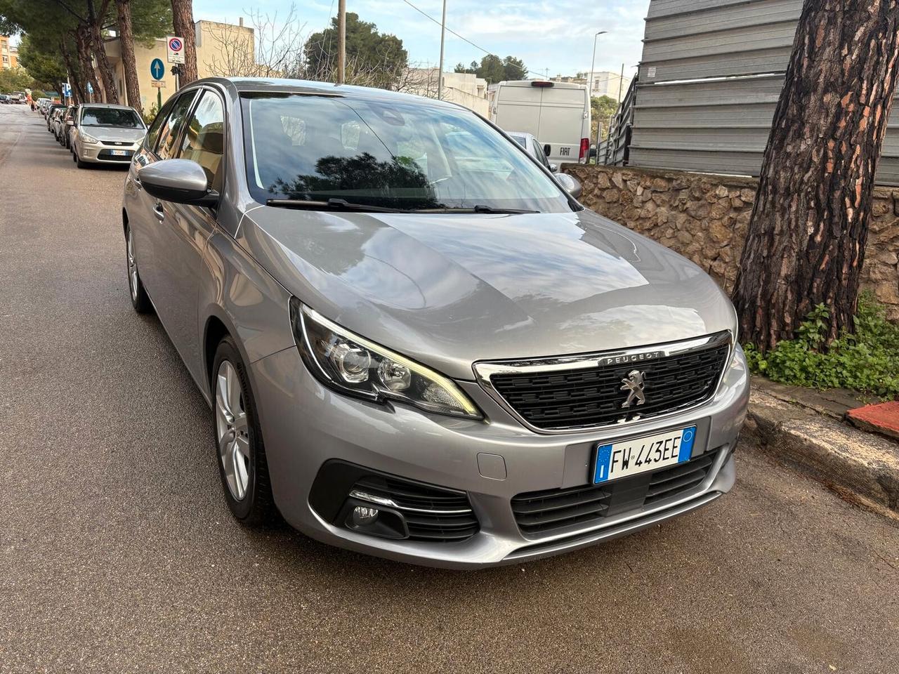 Peugeot 308 BlueHDi 130 S&S SW Business