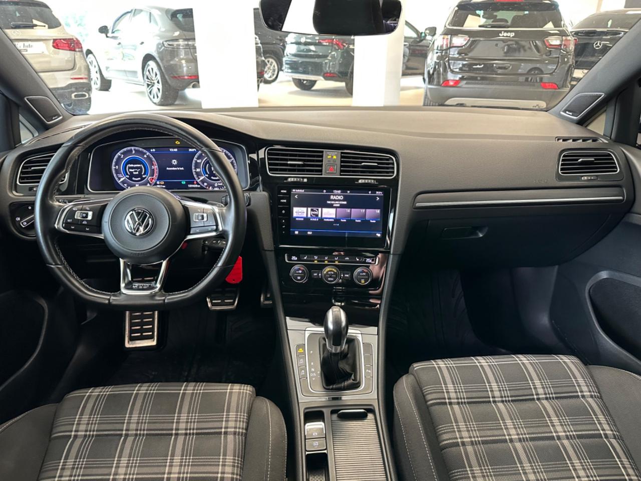 Volkswagen Golf GTD 2.0 TDI DSG 5p. BlueM - 2018