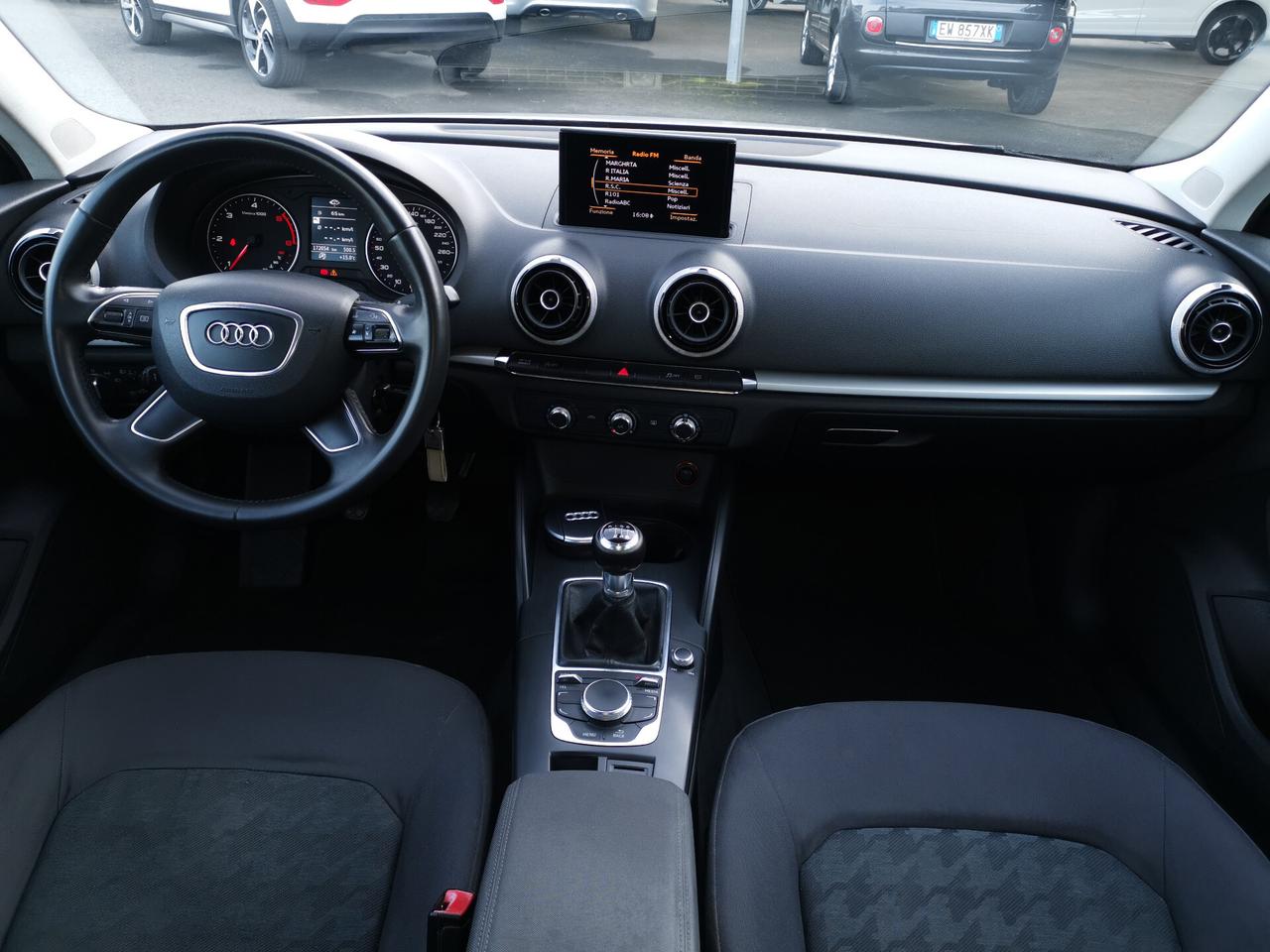 Audi A3 SPB 1.6 TDI 105 CV CR Ambition