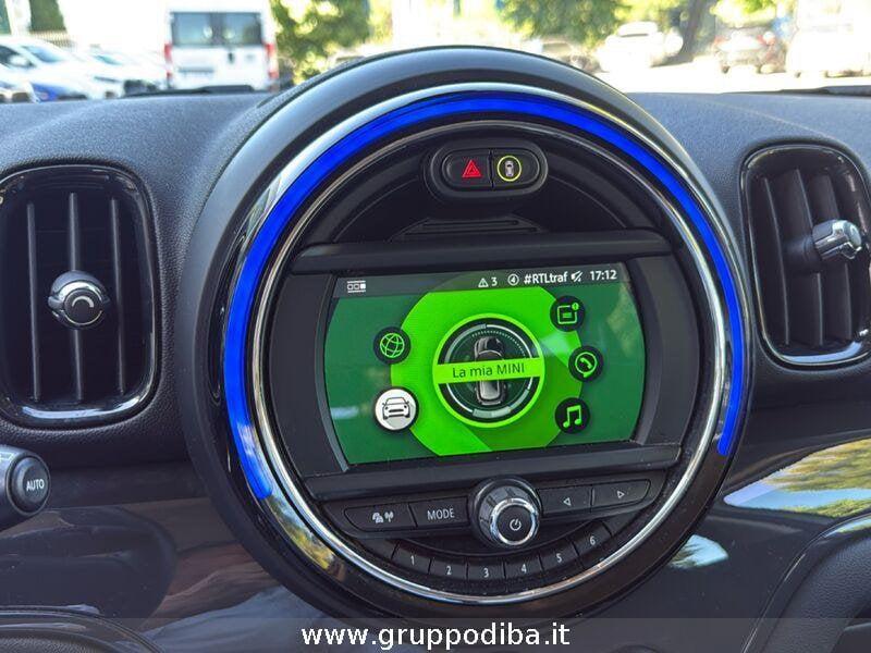 MINI Countryman Mini F60 2017 Diese Mini 2.0 Cooper D Boost auto my18