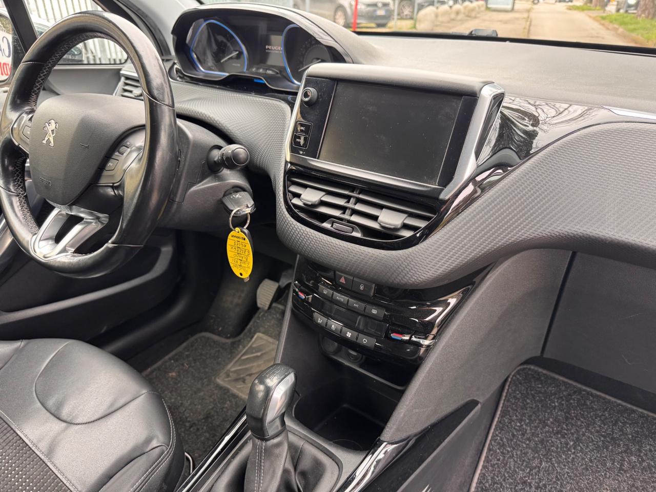 Peugeot 2008 1.6 HDI S&S URBAN CROSS garanzia 12 mesi