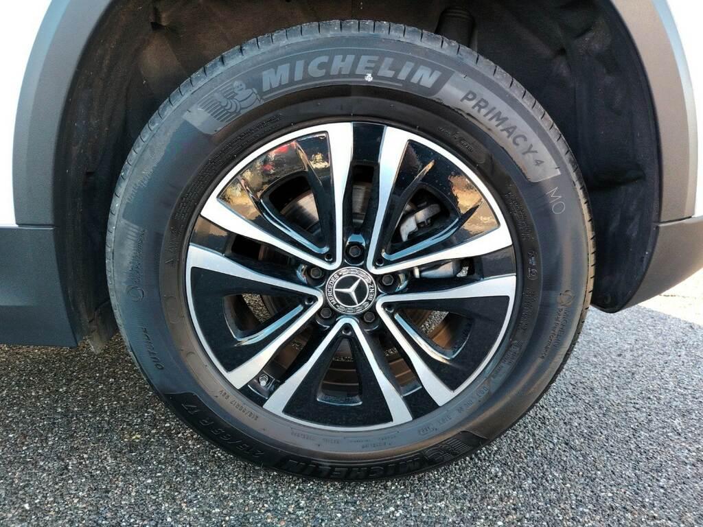 Mercedes GLA 180 180 D Advanced 8G-DCT