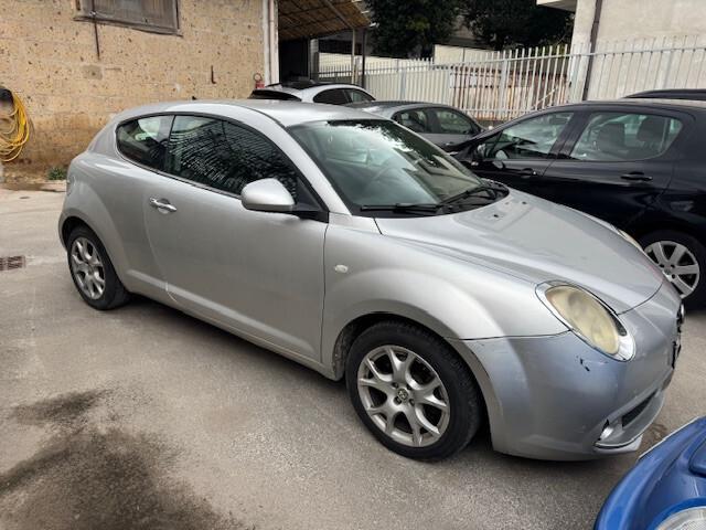 Alfa Romeo MiTo 1.6 JTDm 16V Distinctive VISTA E PIACIUTA