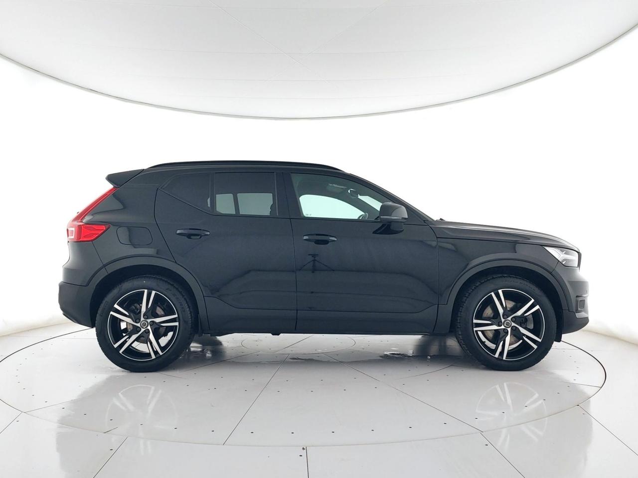 VOLVO XC40 1.5 t5 phev R-design auto LED+CAMERA+APP CONNECT