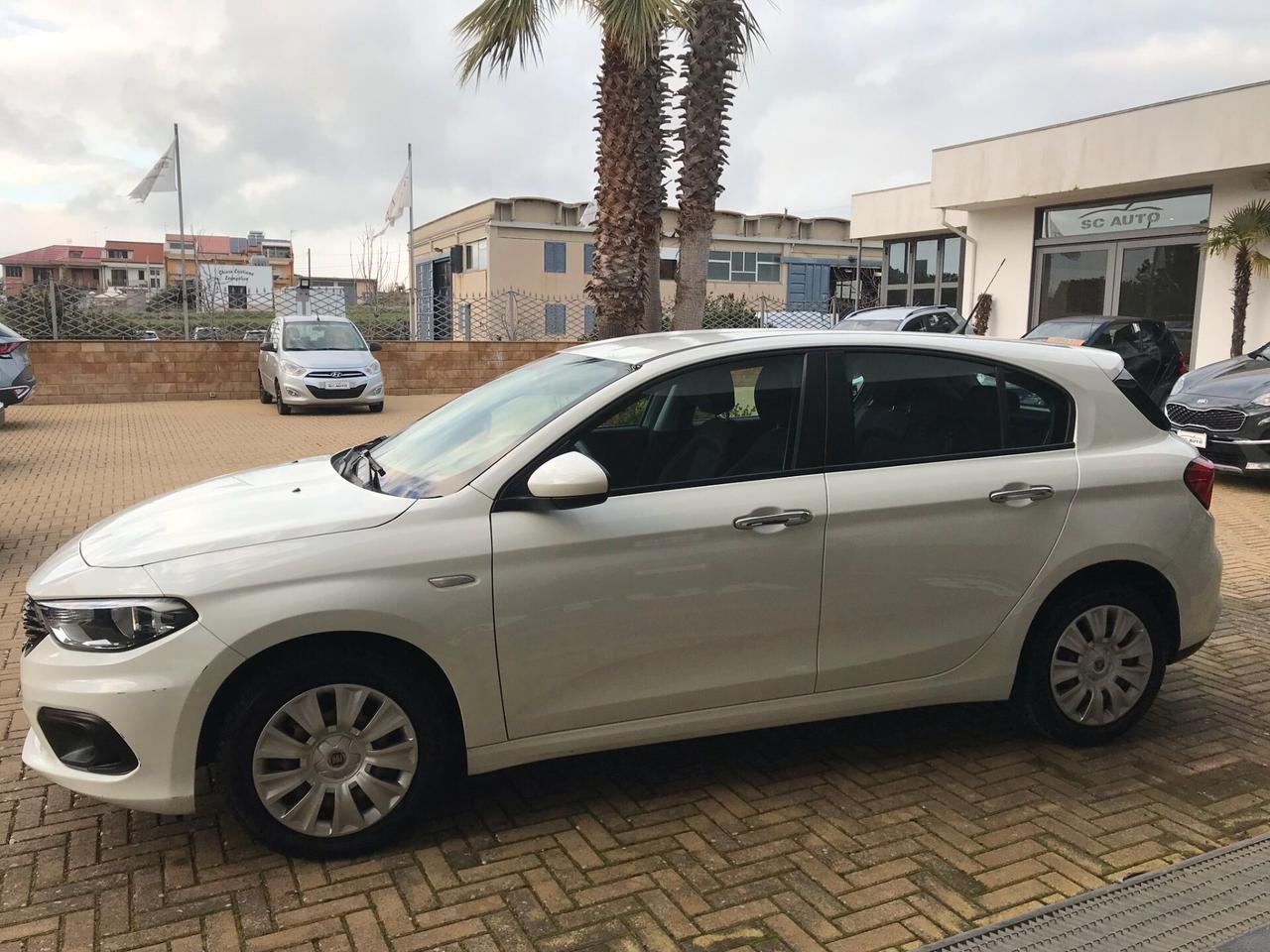 Fiat Tipo 1.3 Mjt S&S 5 porte Easy