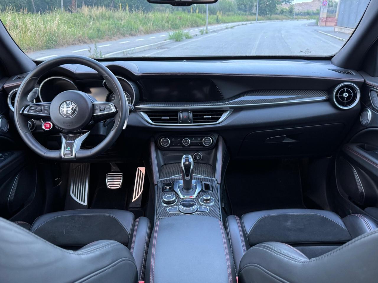 Alfa Romeo Stelvio 2.9 Bi-Turbo V6 510 CV AT8 Quadrifoglio