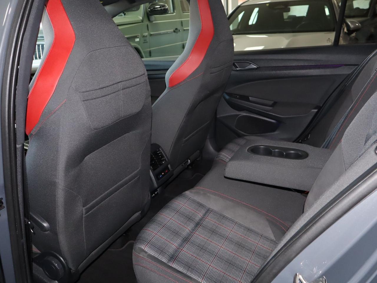 Volkswagen Golf GTI Ultimate 2.0 TSI GTI #10253