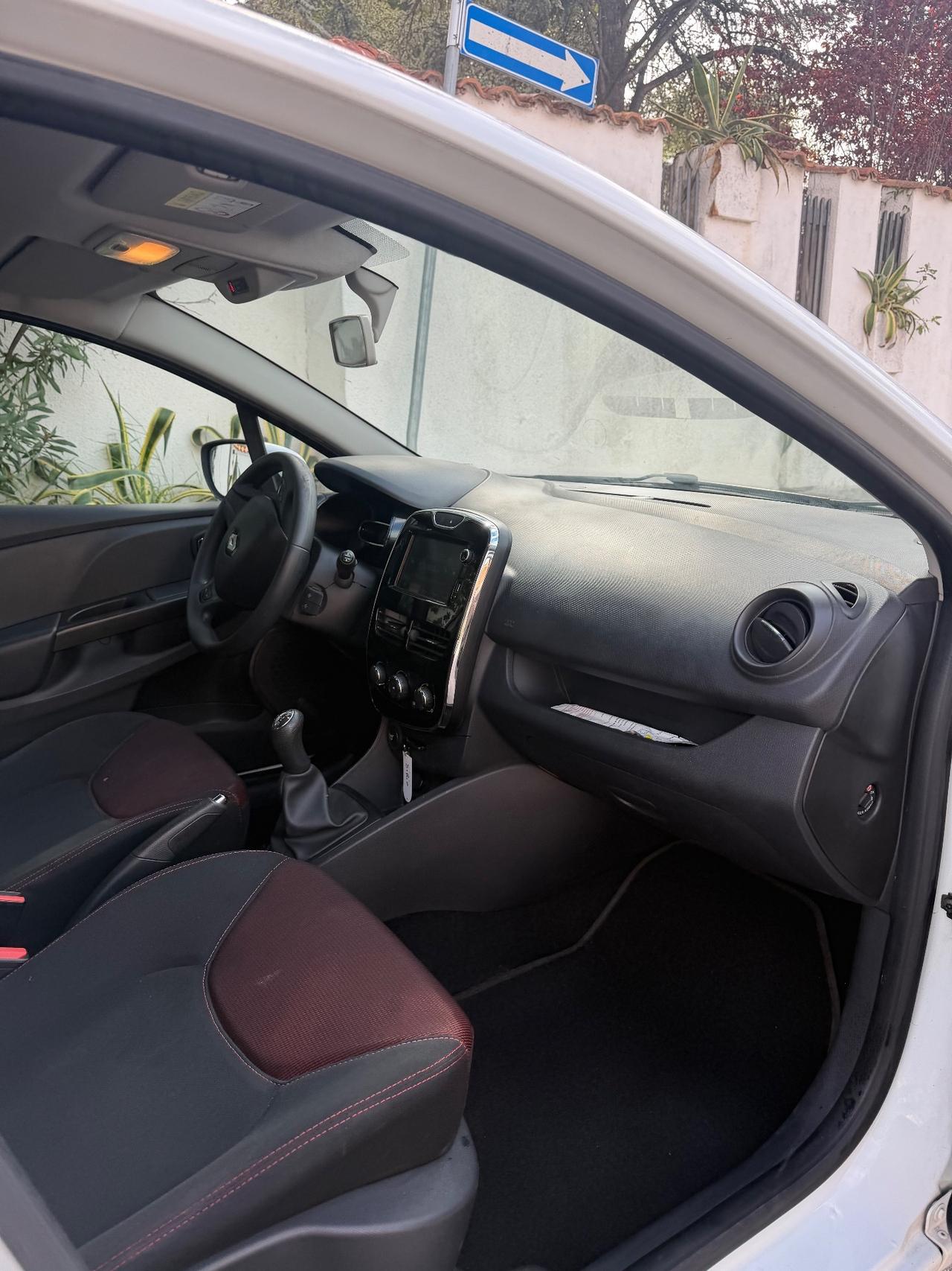 Renault Clio 1.5 dCi 8V 75CV 5 porte Wave