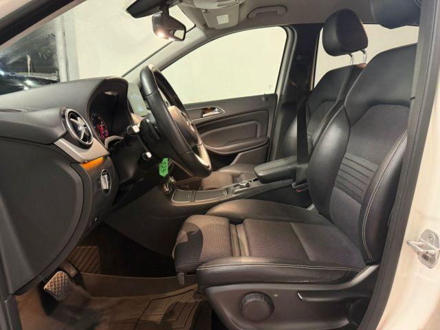 MERCEDES-BENZ B 200 d Automatic Sport