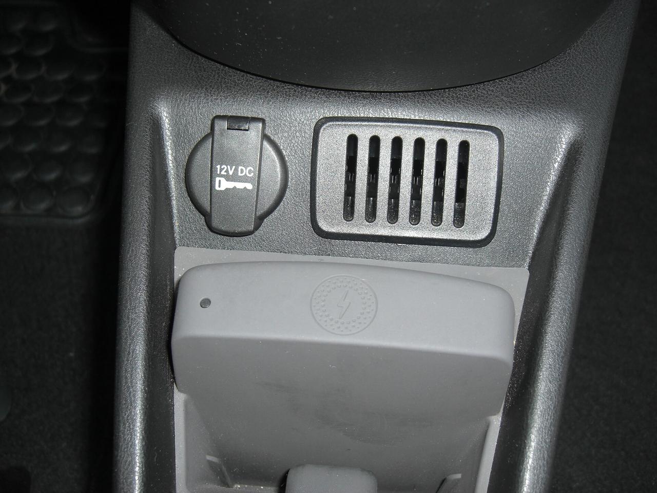 Lancia Ypsilon 1.0 FireFly 5 porte S&S Hybrid Platino