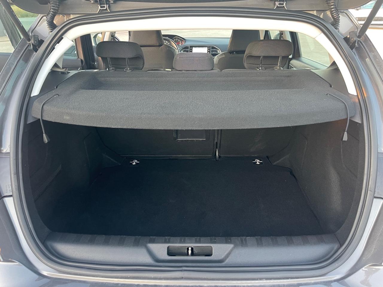 PEUGEOT 308 1.6 HDI 120CV BERLINA FULL LED MY18
