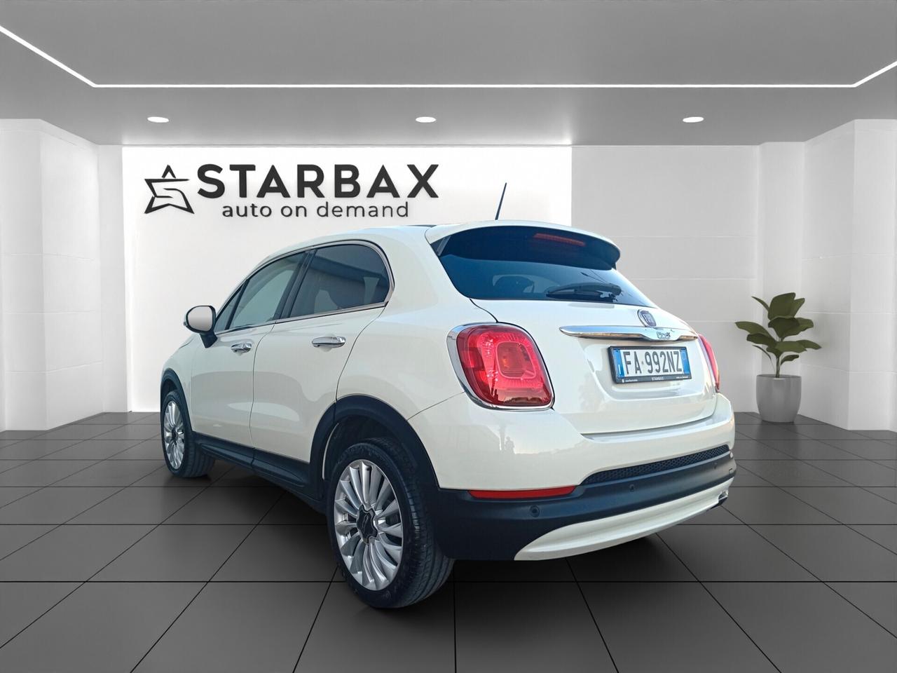 Fiat 500X 1.6 Mjt 120 CV Lounge Xenon Cruise control Keyless