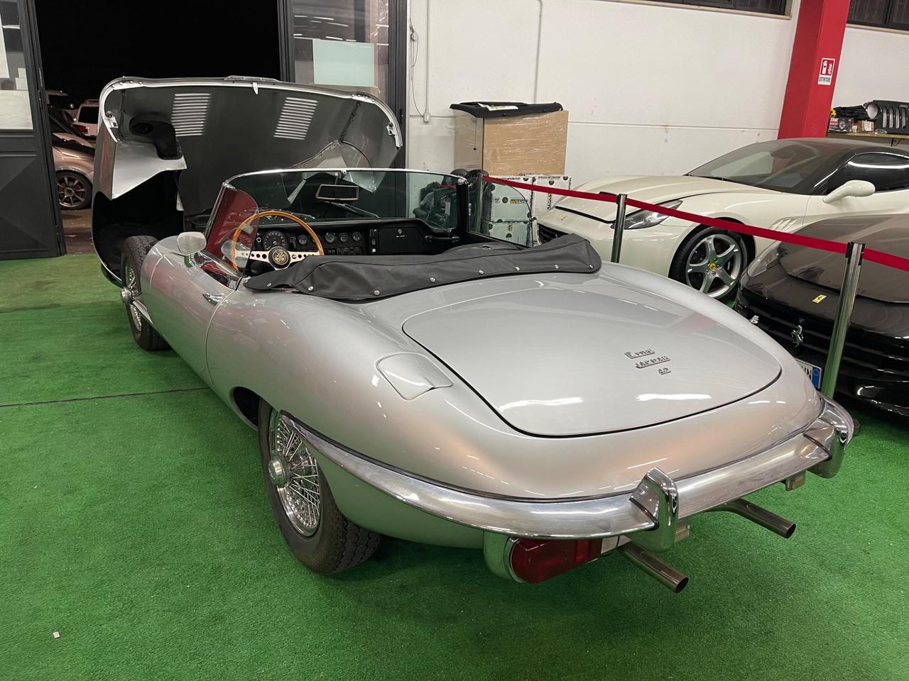 Jaguar E-Type Cabrio 4.2 Cambio Manuale Da Concorso PERMUTE RATE