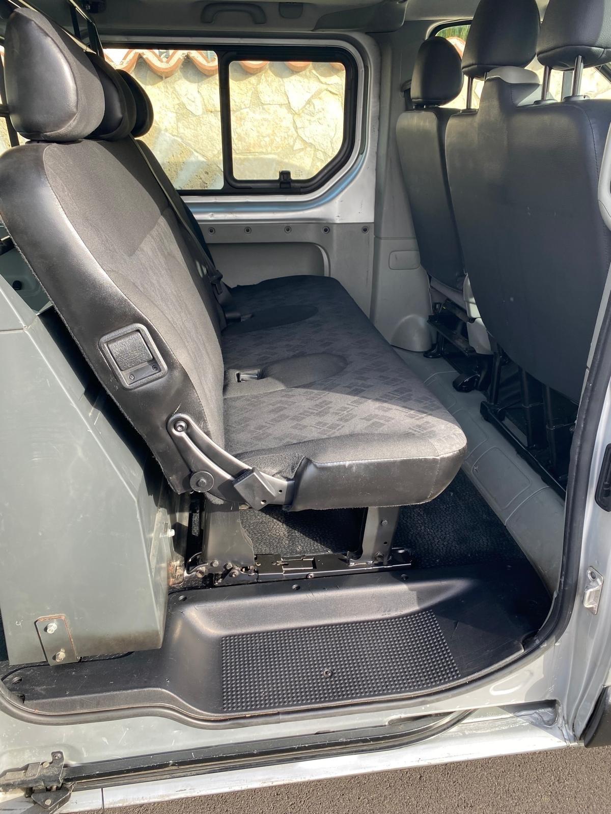 Renault Trafic 2.2 Cv 114 pulmino 6 posti Autocarro