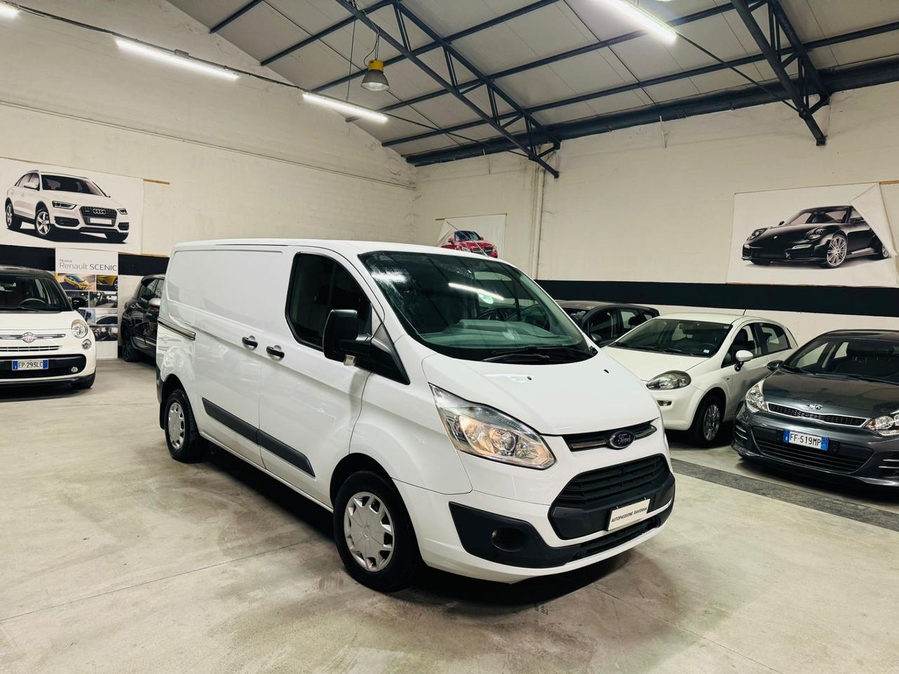 Ford Transit Custom 270 2.0 TDCi 130 PC Furgone Titanium