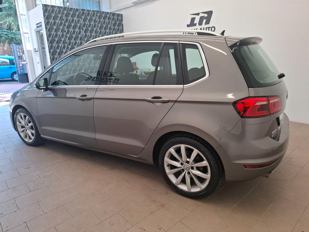 Volkswagen Golf Variant Sportsvan 1.6 TDI 110 CV DSG Executive BlueMotion Tech.