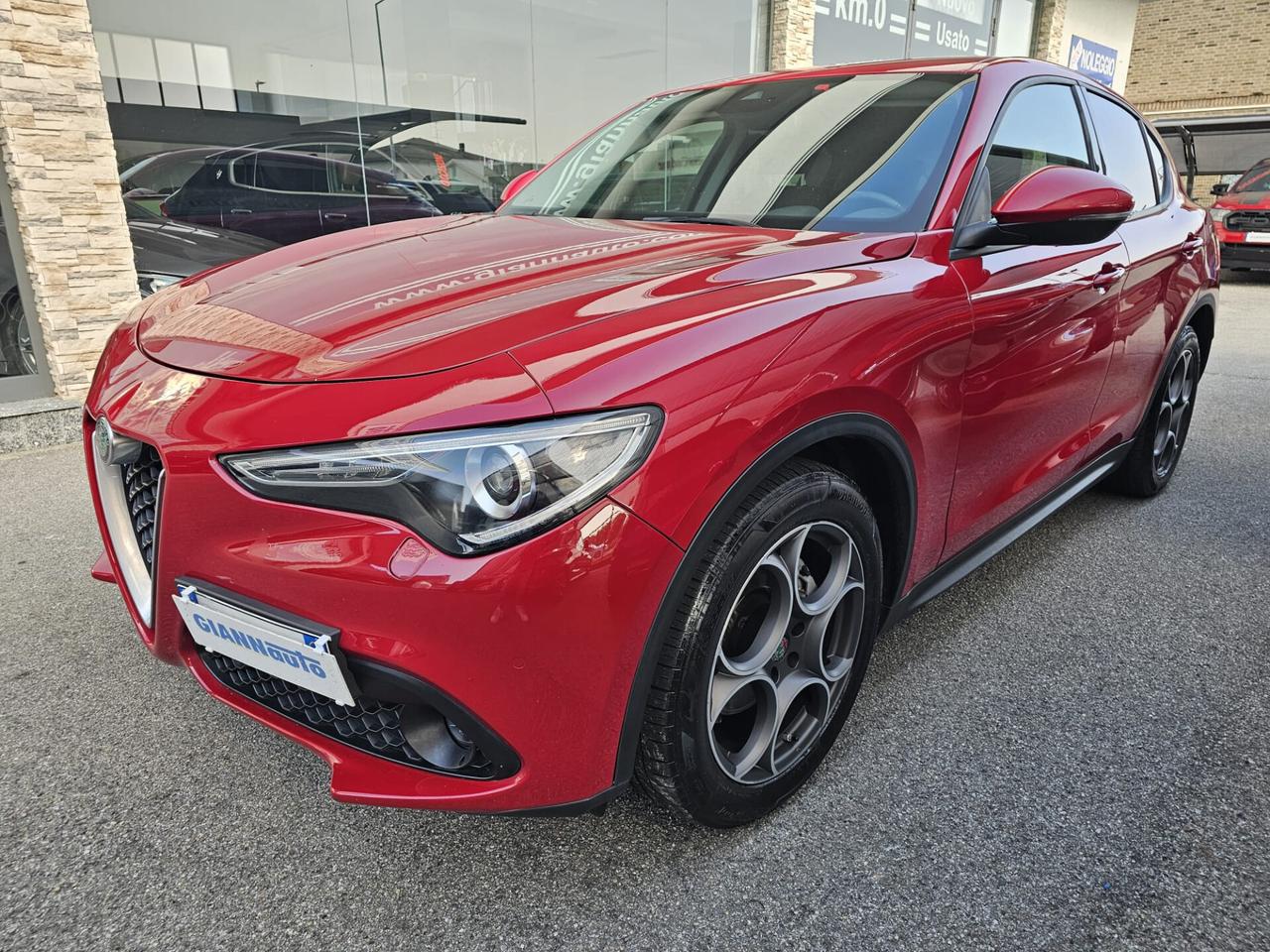 Alfa Romeo Stelvio 2.2 Turbodiesel 160 CV AT8 RWD