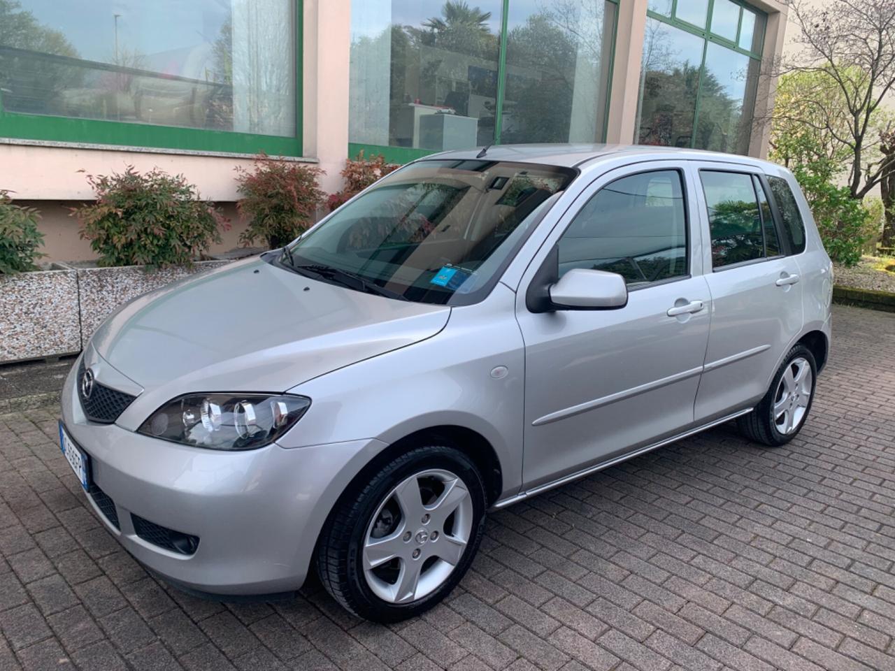 Mazda 2 Mazda2 MY'06 1.4 TD 5p. Sony Ericsson